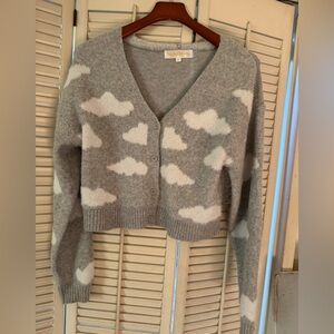 NEVER WORN Gray Cloud Pattern Cardigan